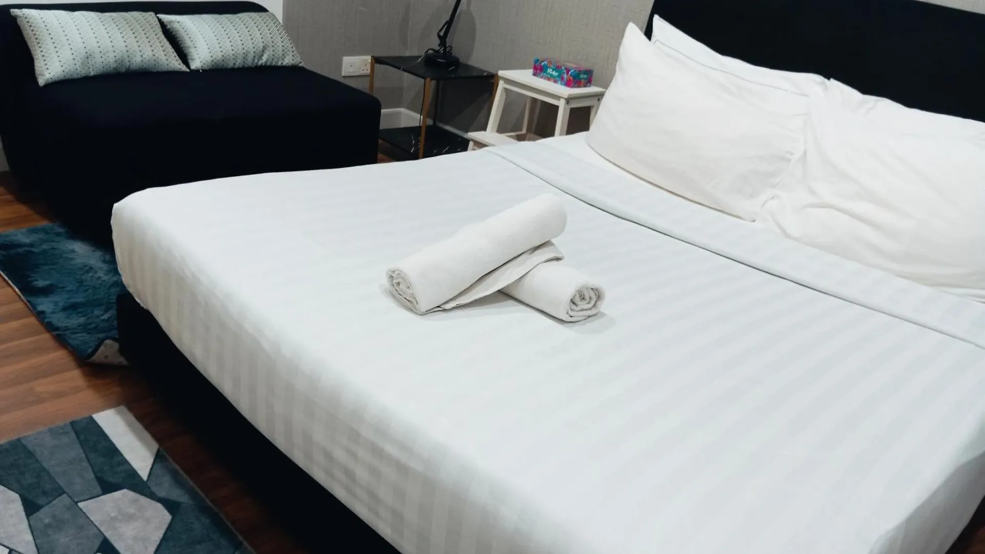 Summer Suites By Moon Orchid Kuala Lumpur Apartment